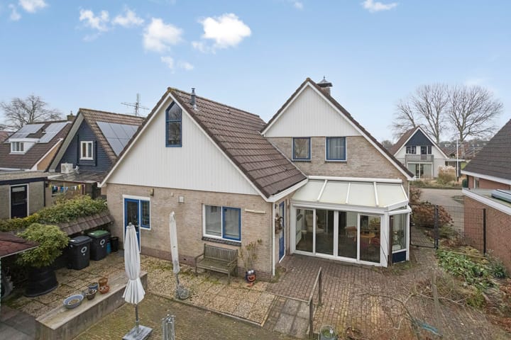 Photo 3 of Greuns 18