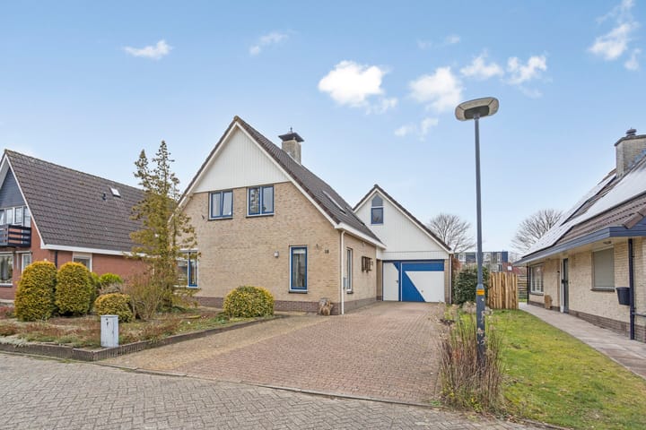 Photo 4 of Greuns 18