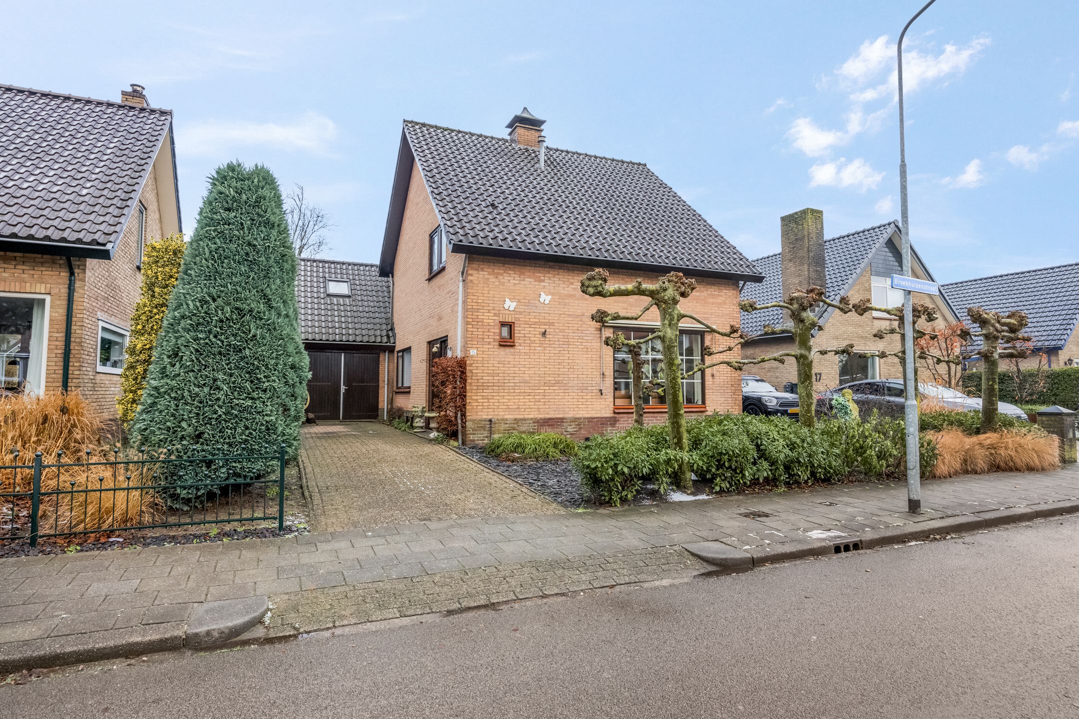 Broekhuizenstraat 15 