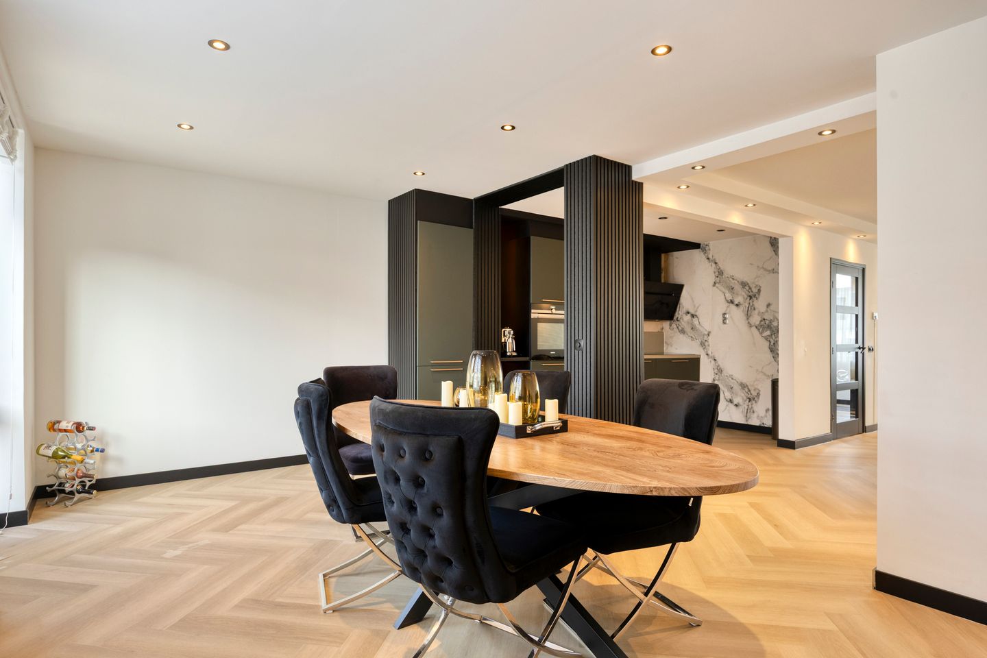 Photo 4 of Johan van de Veldestraat 43