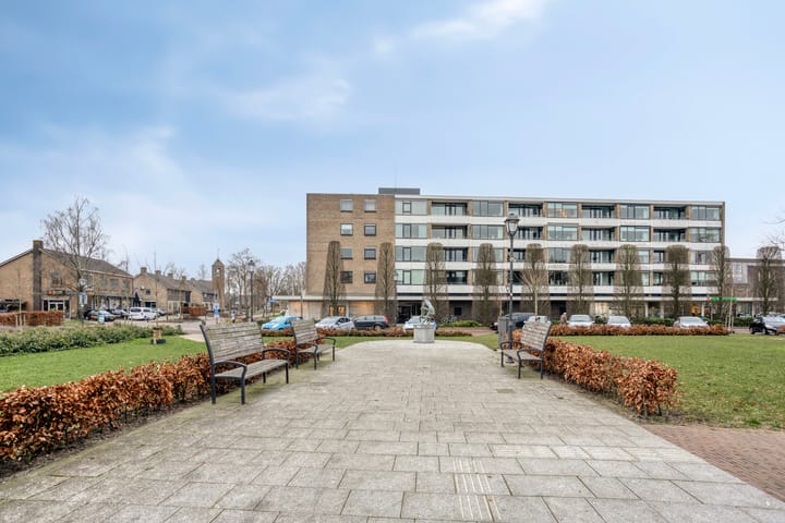 Foto 34 van Willem-Alexanderplein 2-03