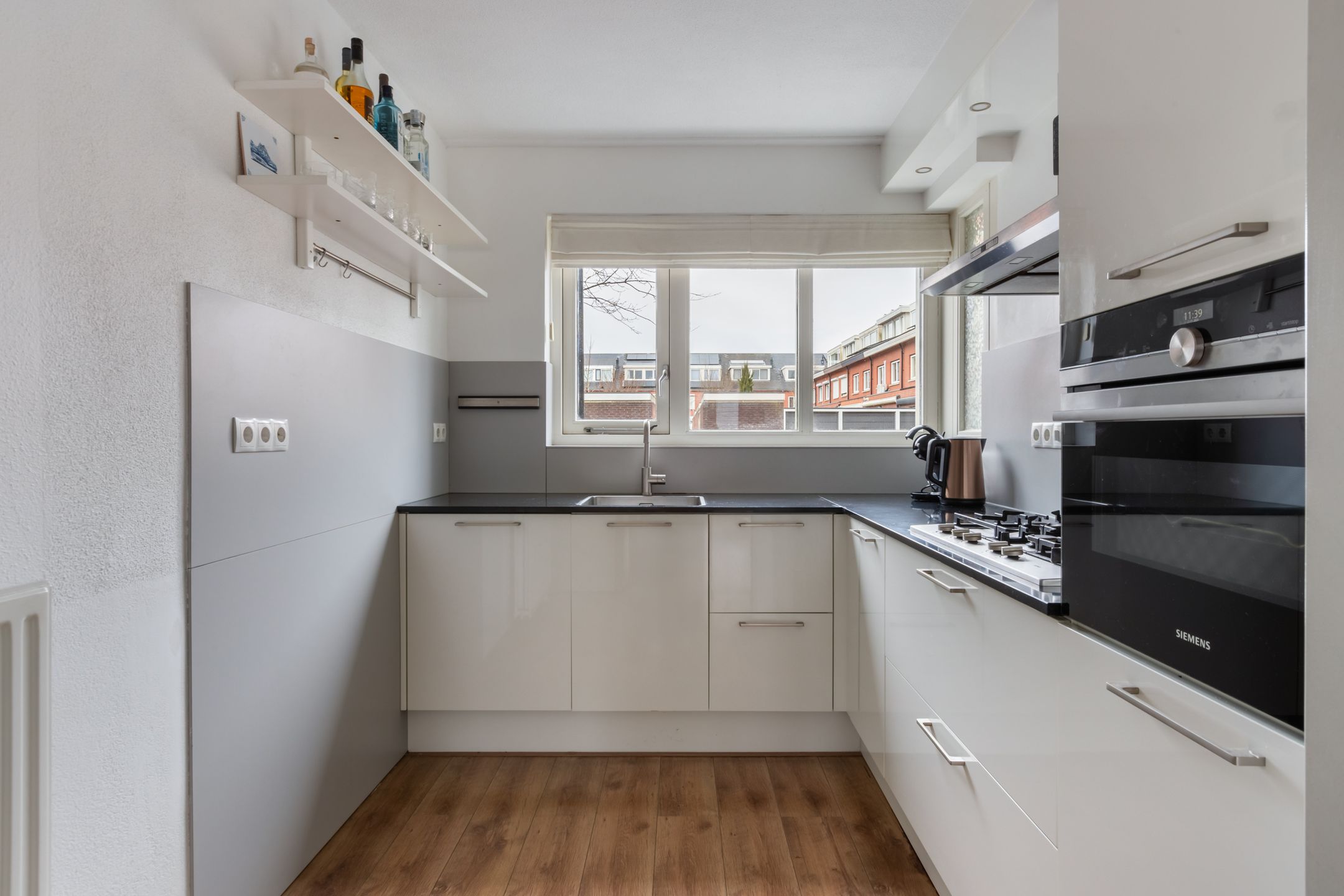 Photo 9 of Alpenstraat 78