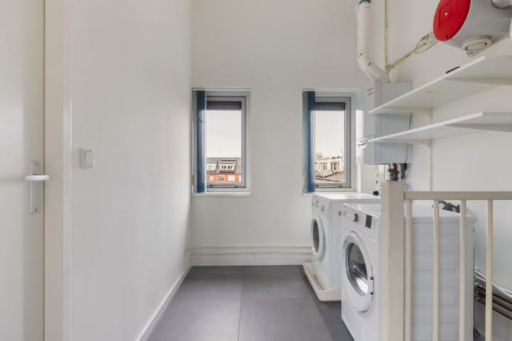 Photo 23 of Alpenstraat 78