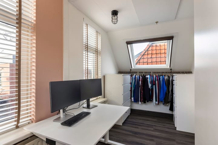 Foto 35 van Oranjestraat 2