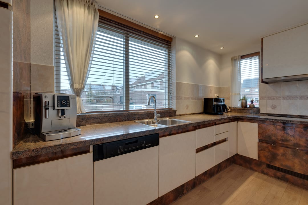 Photo 32 of Dick Tolstraat 65
