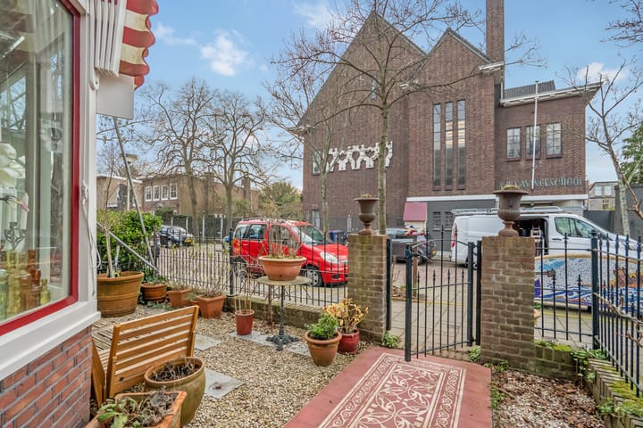 Foto 3 van Maerten Trompstraat 18