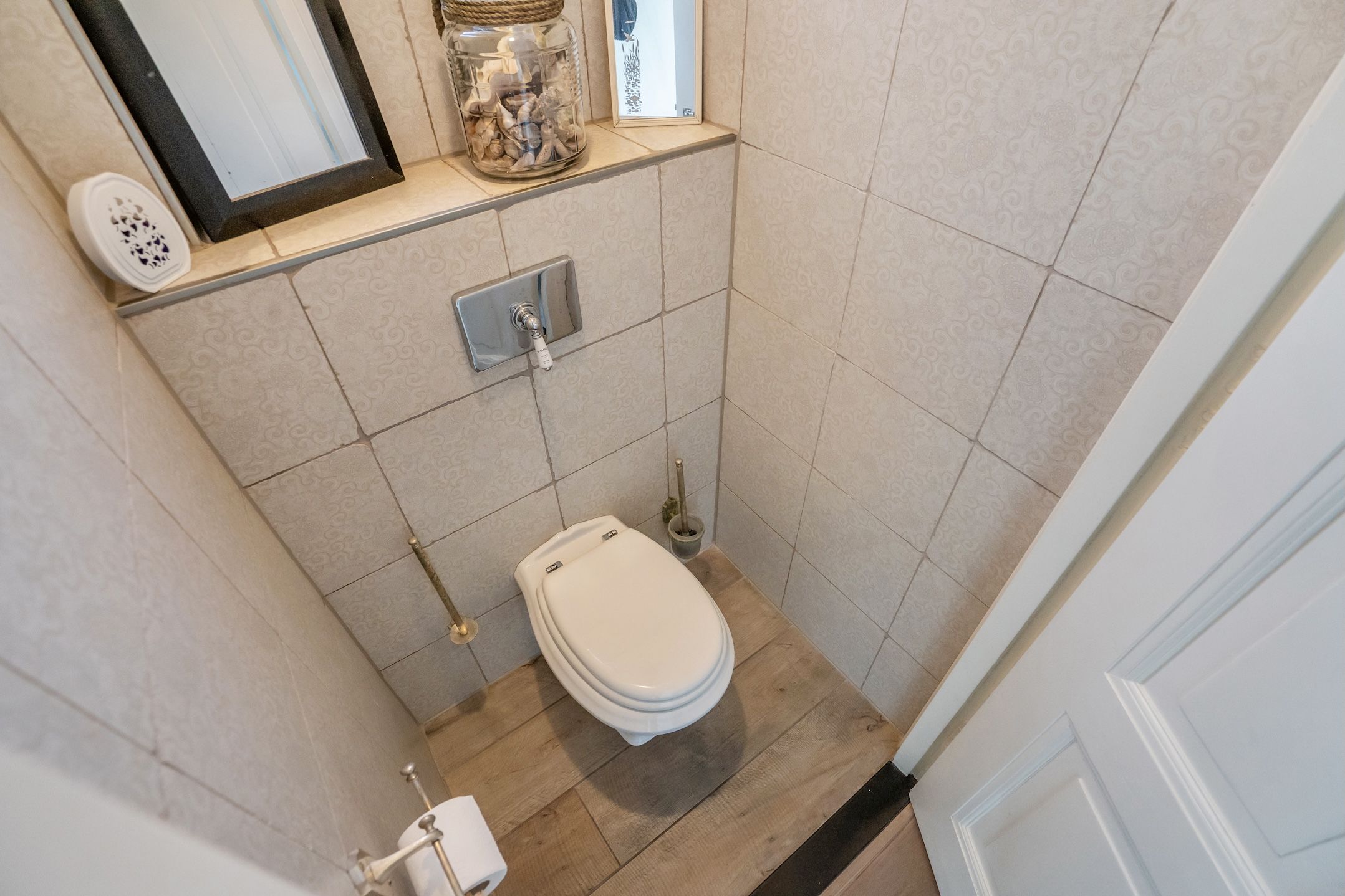 996.jpg?options=width=2160