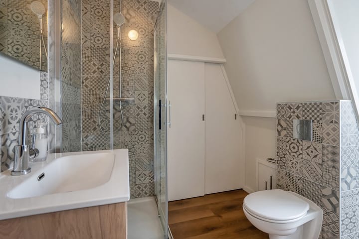 Foto 40 van Maerten Trompstraat 18