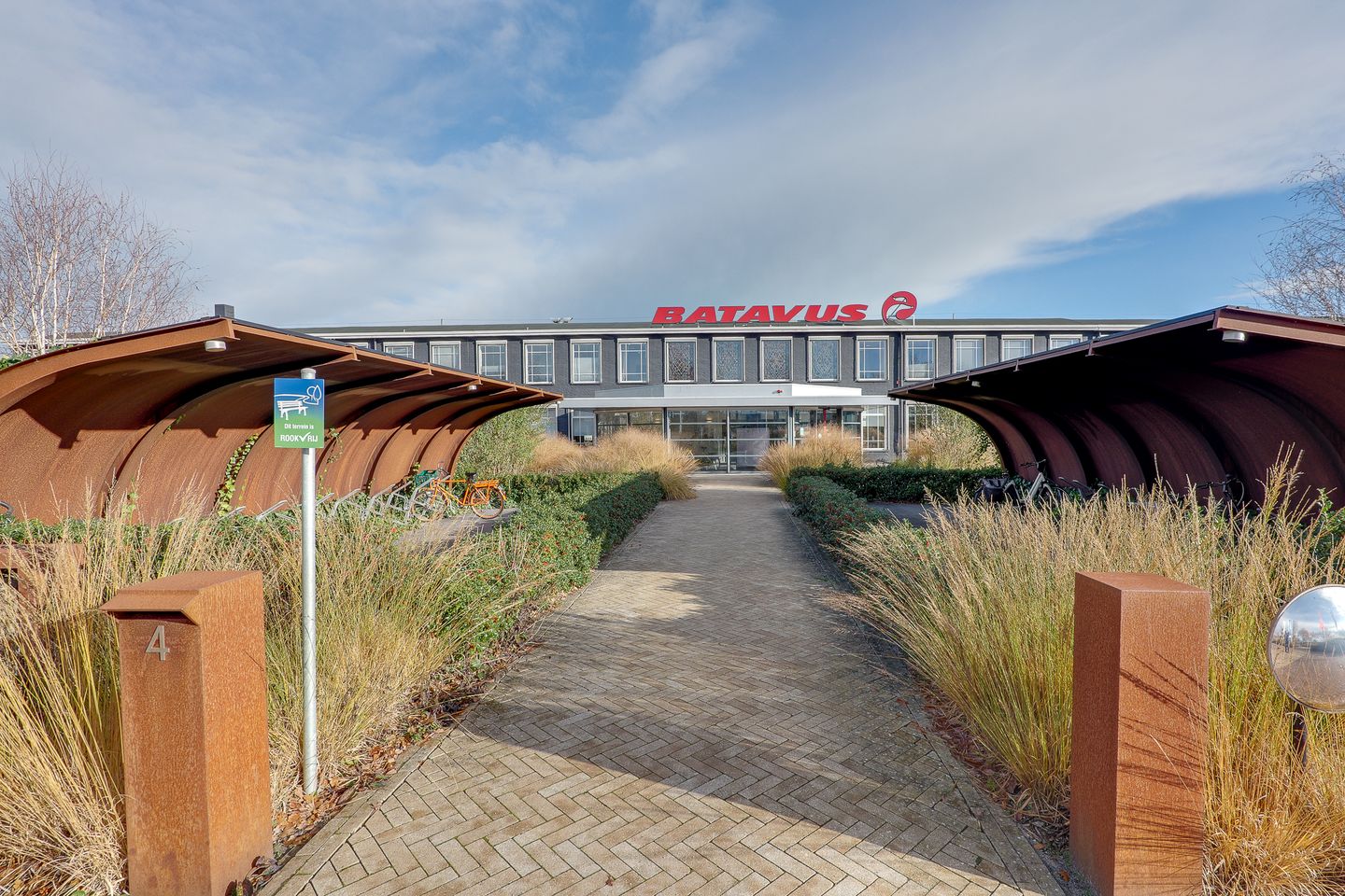 View photo 3 of Industrieweg 4