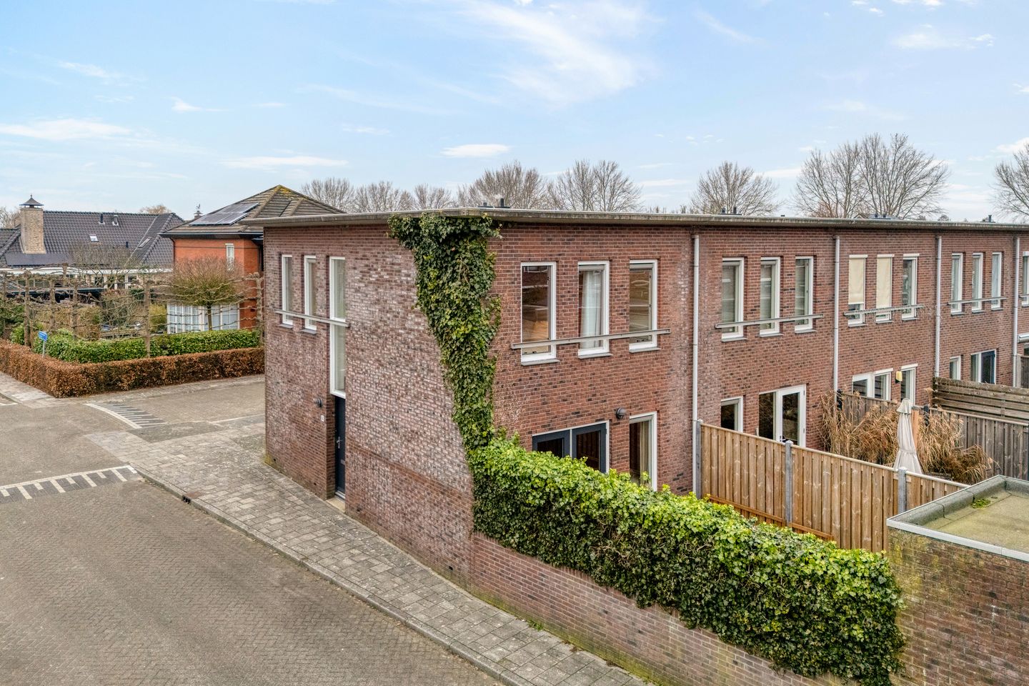 Foto 1 van Knopenmakerstraat 4