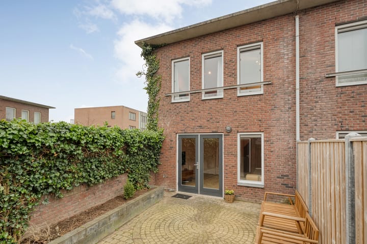 Foto 27 van Knopenmakerstraat 4