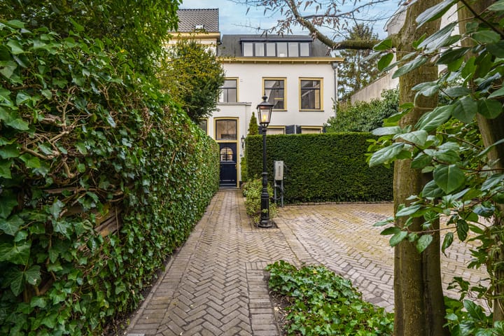 St. Agnietenstraat 15