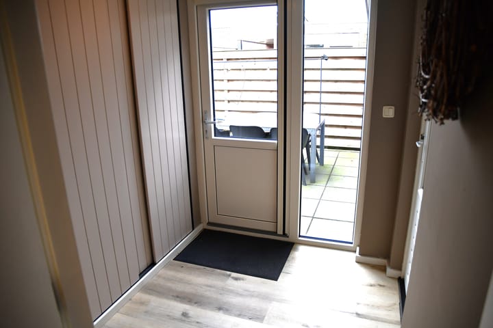 Foto 15 van Tjibbe van den Bergstraat 19