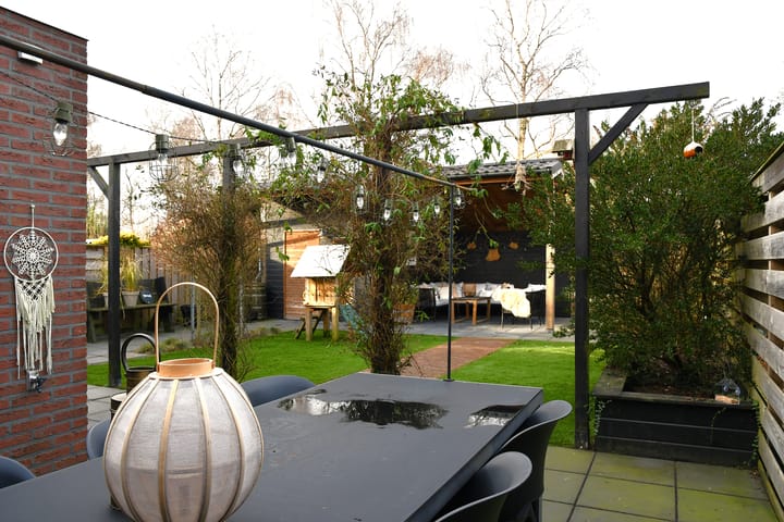 Foto 33 van Tjibbe van den Bergstraat 19