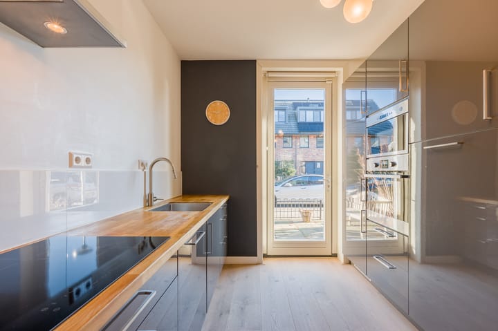 Photo 3 of Teunisbloemlaan 23