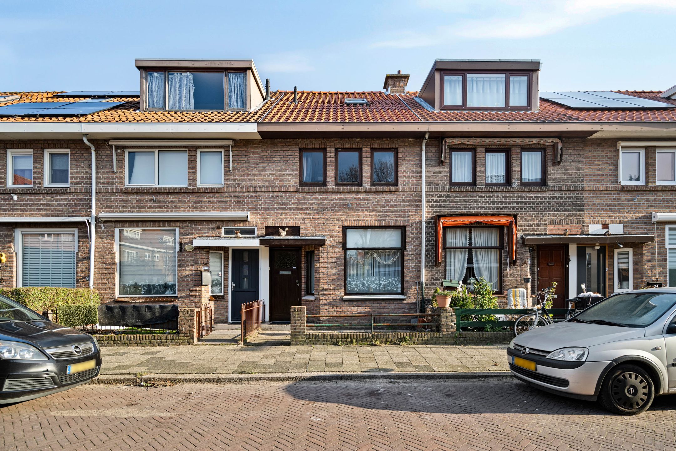 Schoolmeesterstraat 20 