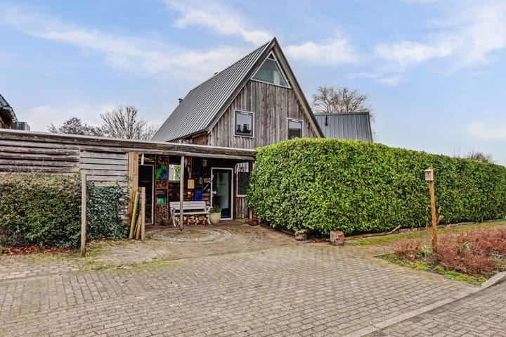 Photo 8 of Overgouw 103