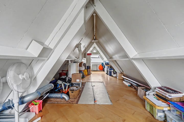 Photo 34 of Overgouw 103