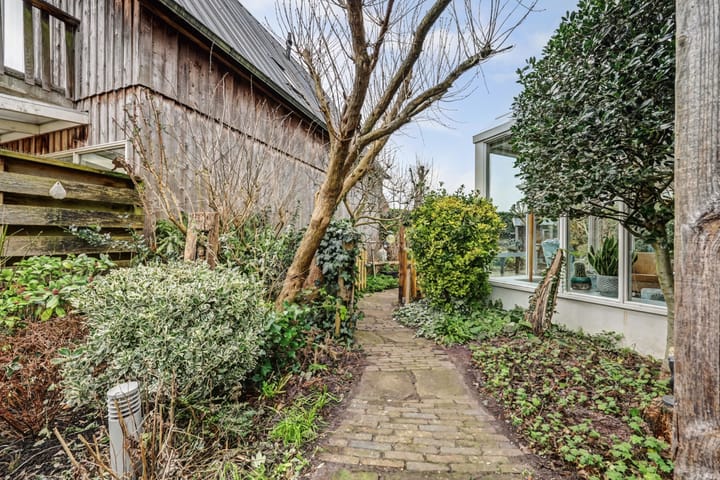 Photo 41 of Overgouw 103