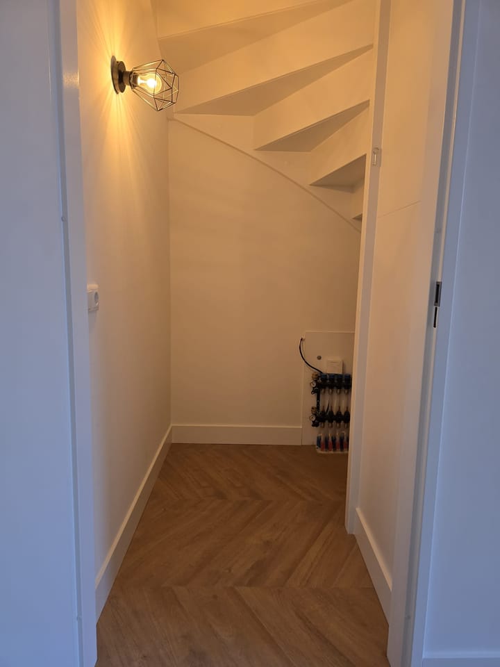 Foto 9 van Jan van Roesselstraat 127