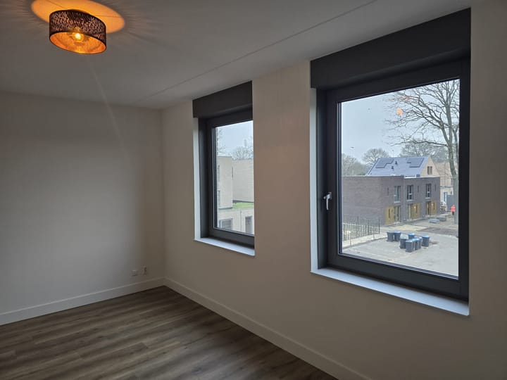 Foto 13 van Jan van Roesselstraat 127