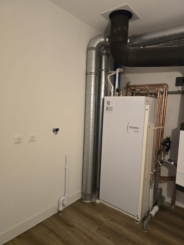 Foto 22 van Jan van Roesselstraat 127