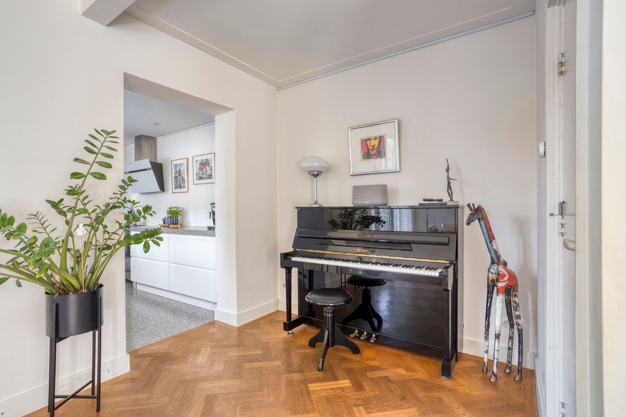 Foto 15 van Kastanjelaan 1