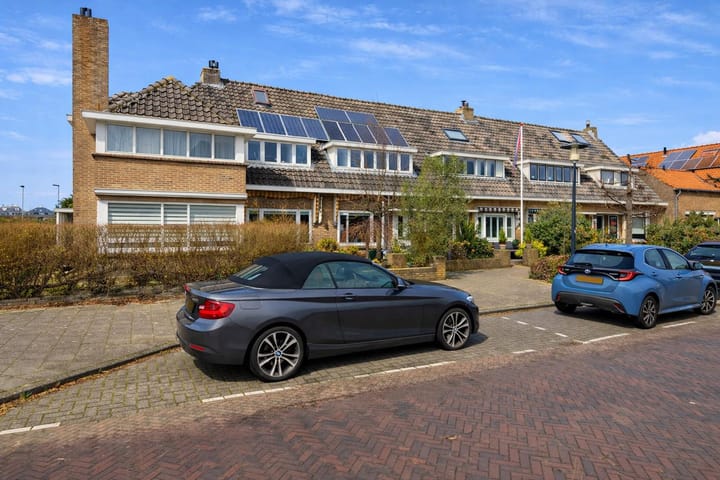 Photo 3 of Irisplein 2