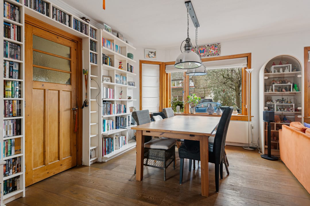 Foto 8 van Irisplein 2