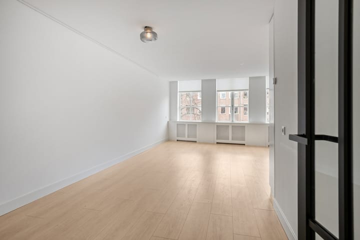 Foto 7 van Luttik Oudorp 49-B