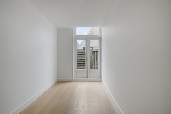 Foto 18 van Luttik Oudorp 49-B