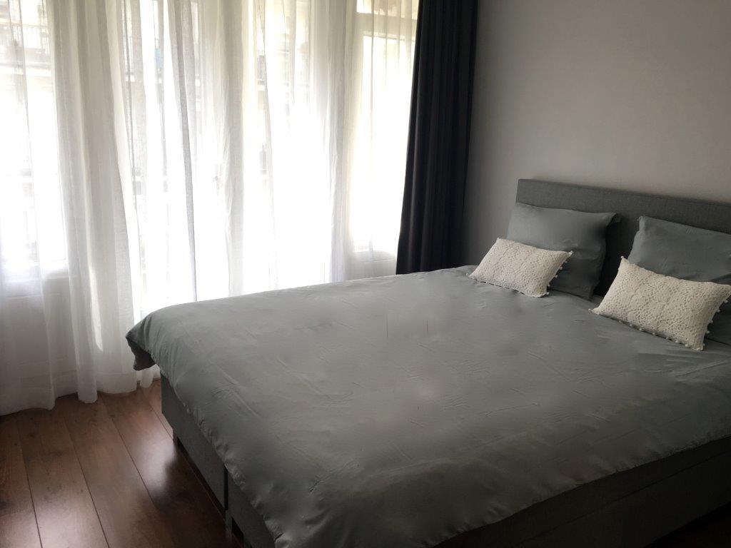 Foto 4 van Brederodestraat 56-2