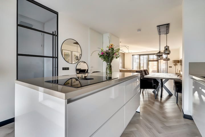 Foto 25 van Silenus 72