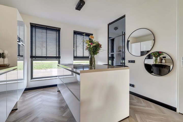 Foto 27 van Silenus 72