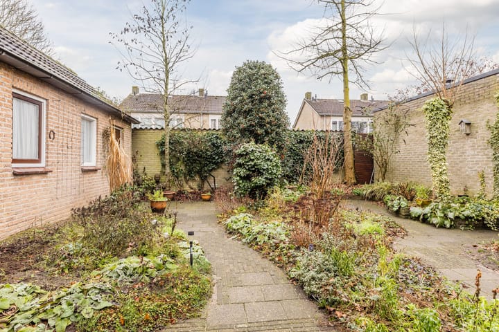 Foto 36 van Sportlaan 8