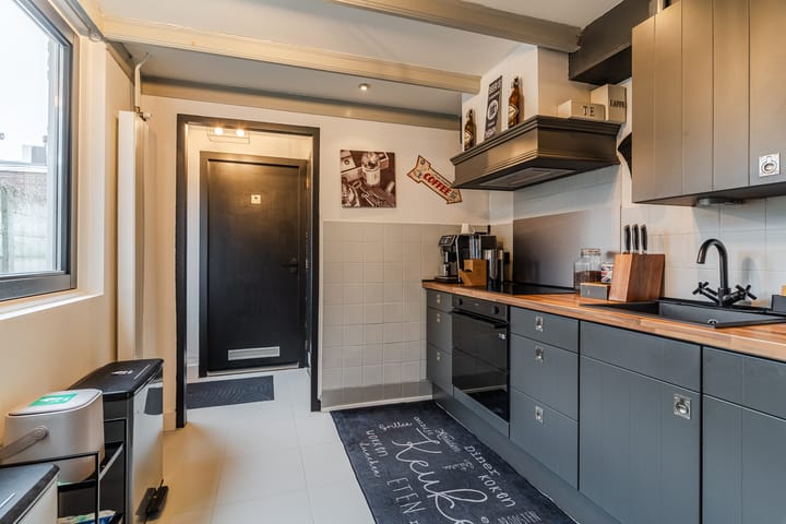 Photo 8 of Bisschop Masiusstraat 47