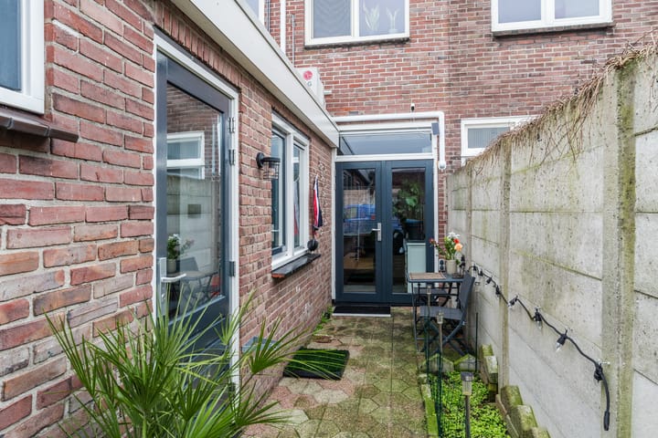 Photo 22 of Bisschop Masiusstraat 47