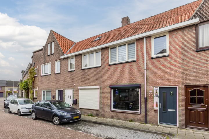 Photo 26 of Bisschop Masiusstraat 47