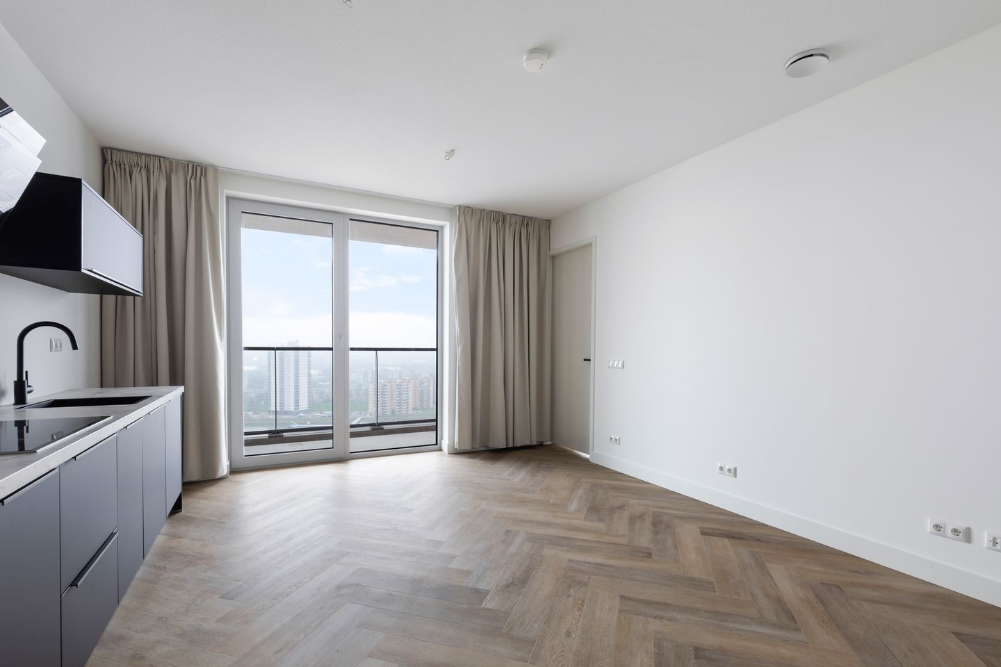 Photo 14 of Piekstraat 359