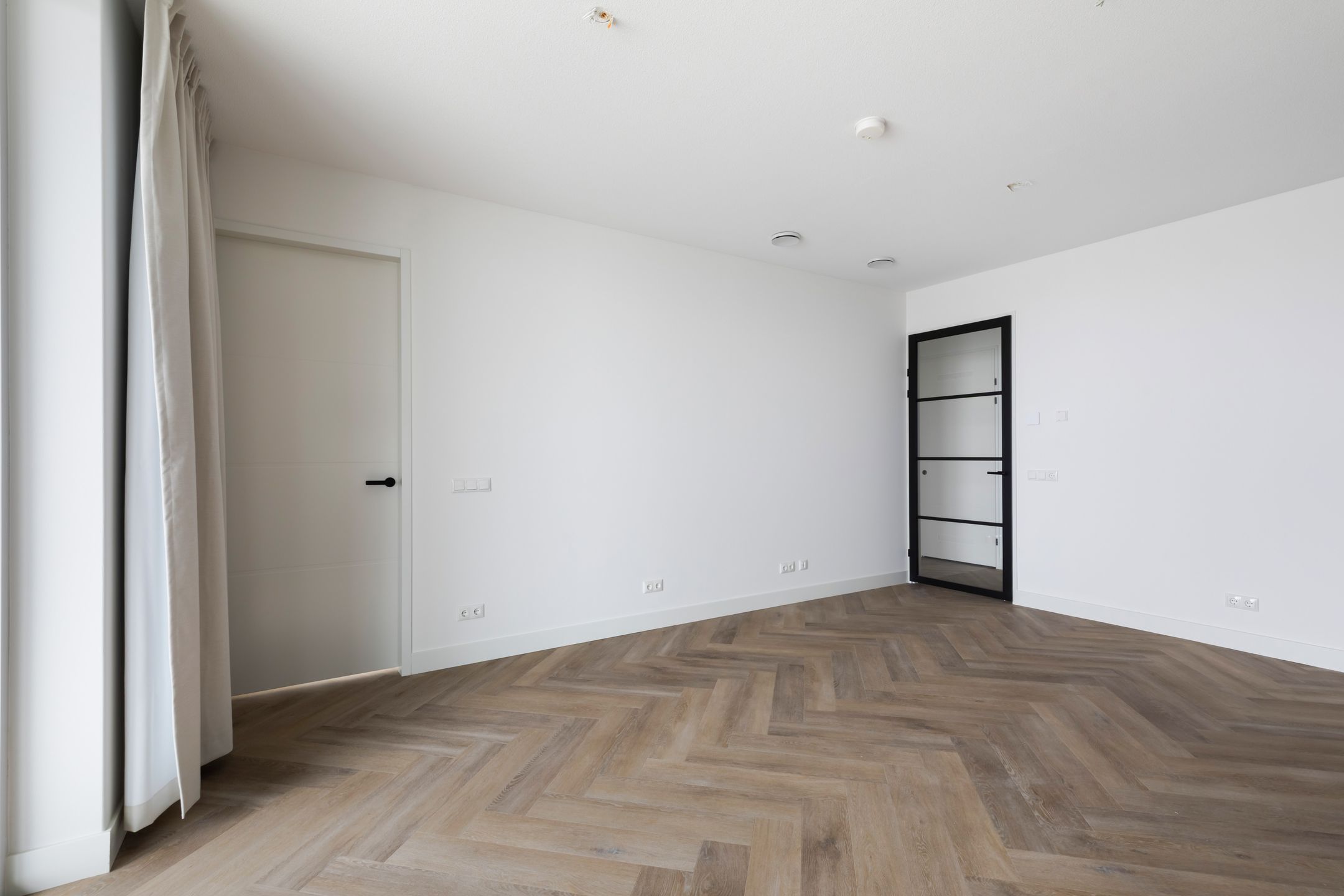 Photo 15 of Piekstraat 359