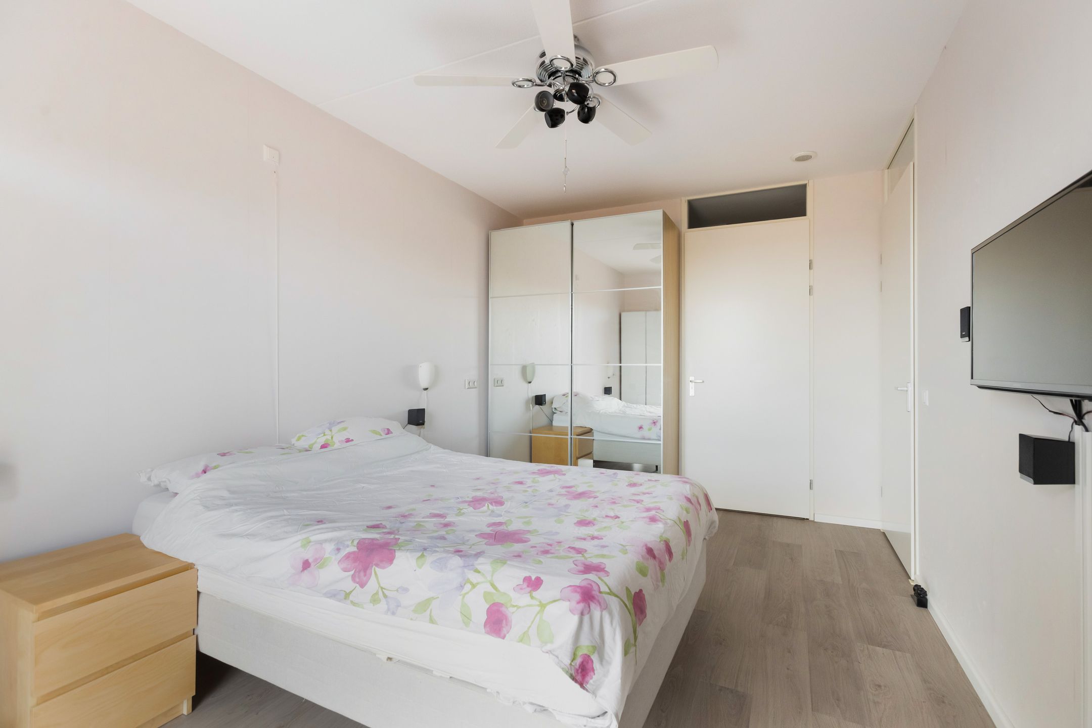 Foto 24 van Lijsterstraat 104