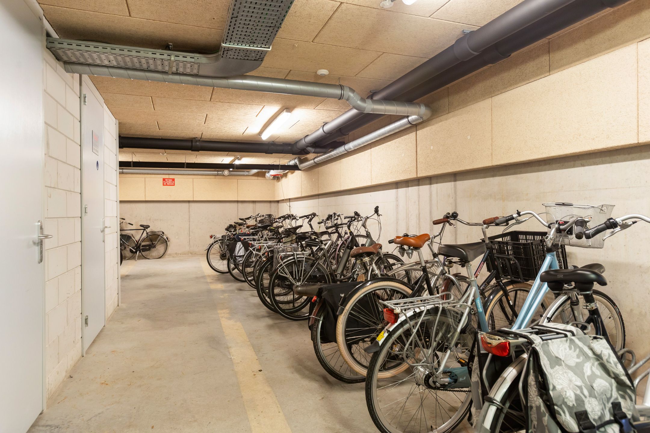 Foto 33 van Lijsterstraat 104