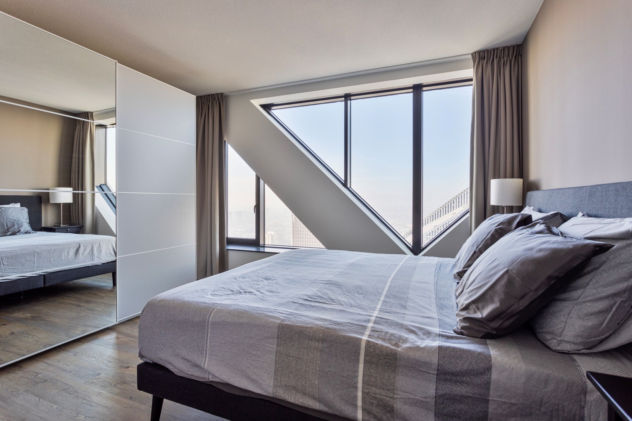 Foto 12 van Anna van Buerenplein 272