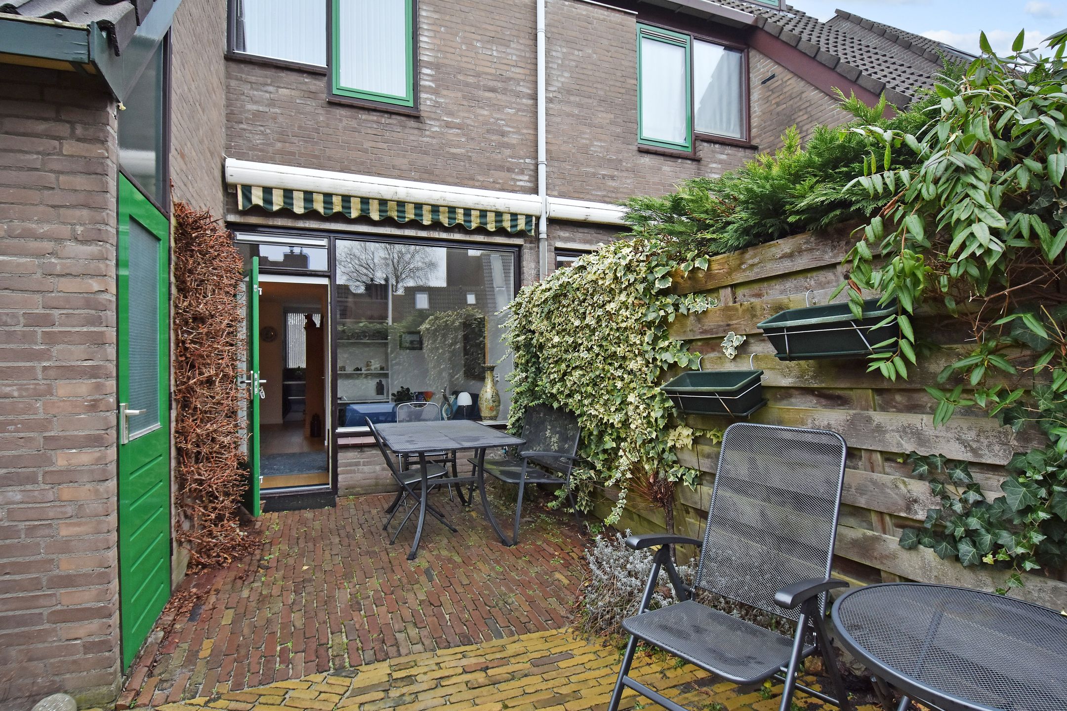 Foto 15 van Weigeliapark 52