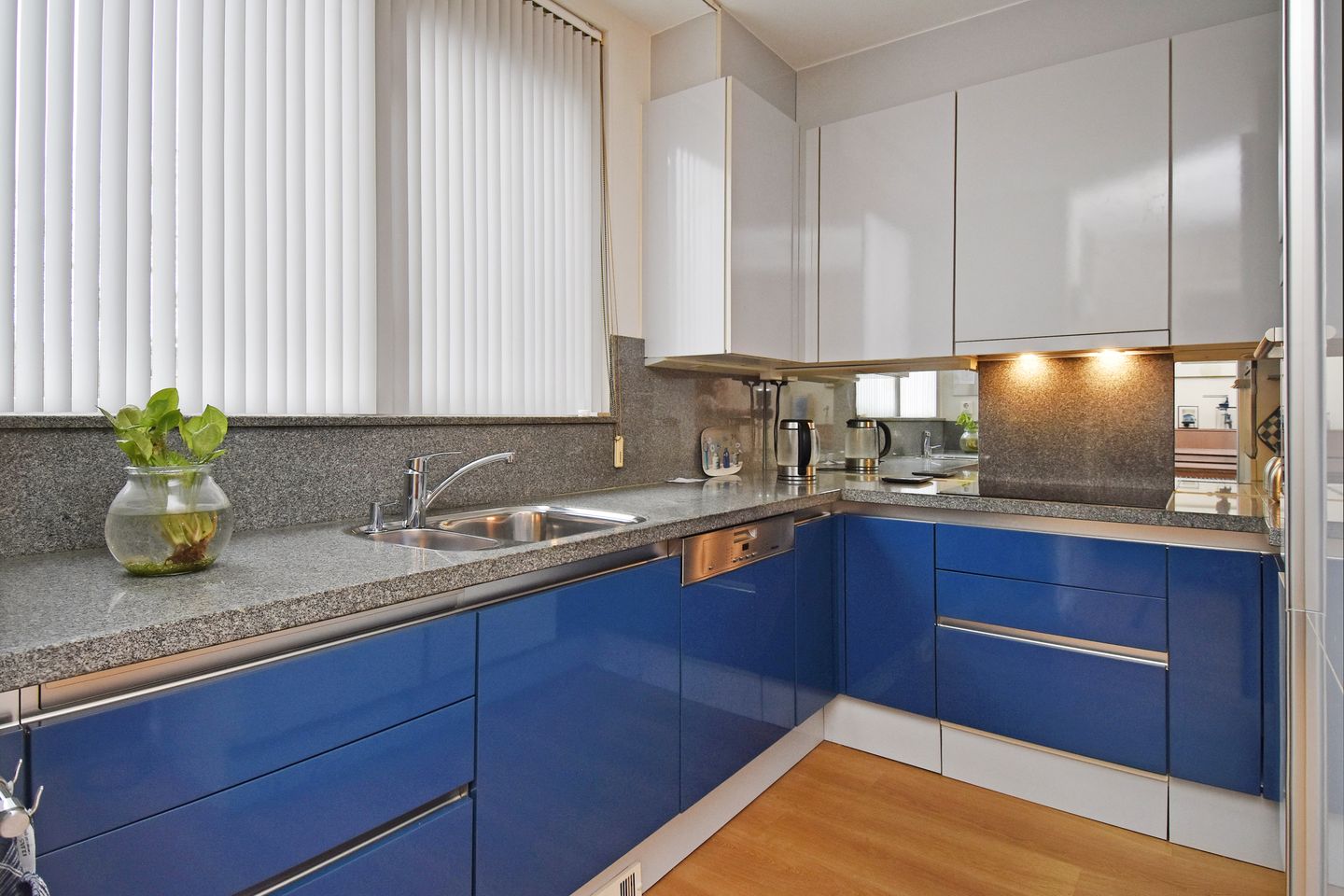 Foto 20 van Weigeliapark 52