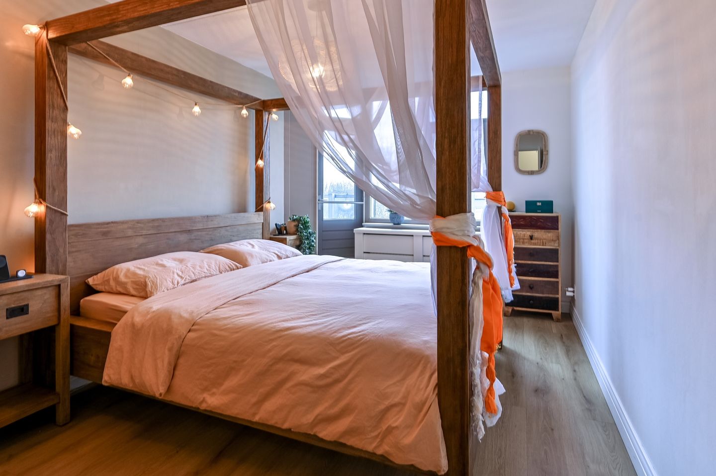 Photo 14 of Zeezigt 334