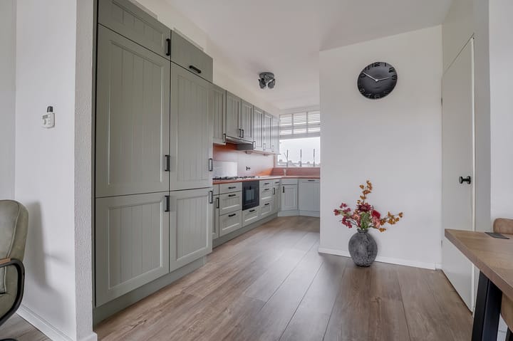 Photo 18 of Willy Sluiterstraat 137