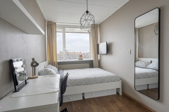 Photo 25 of Willy Sluiterstraat 137