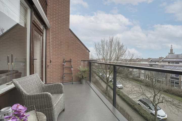 Photo 32 of Willy Sluiterstraat 137