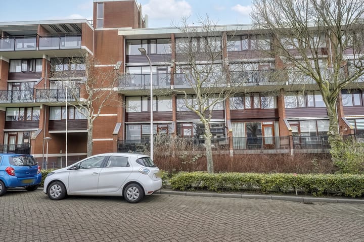 Photo 38 of Willy Sluiterstraat 137